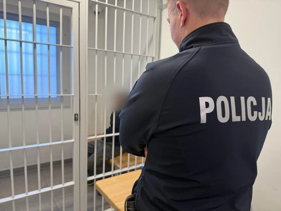 Zatrzymanie sześciu rolników w związku pobiciem i uszkodzeniem mienia w powiecie gostyńskim