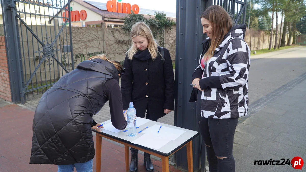 Zbierają podpisy, aby uratować przedszkole nr 1 w Rawiczu - Zdjęcie główne