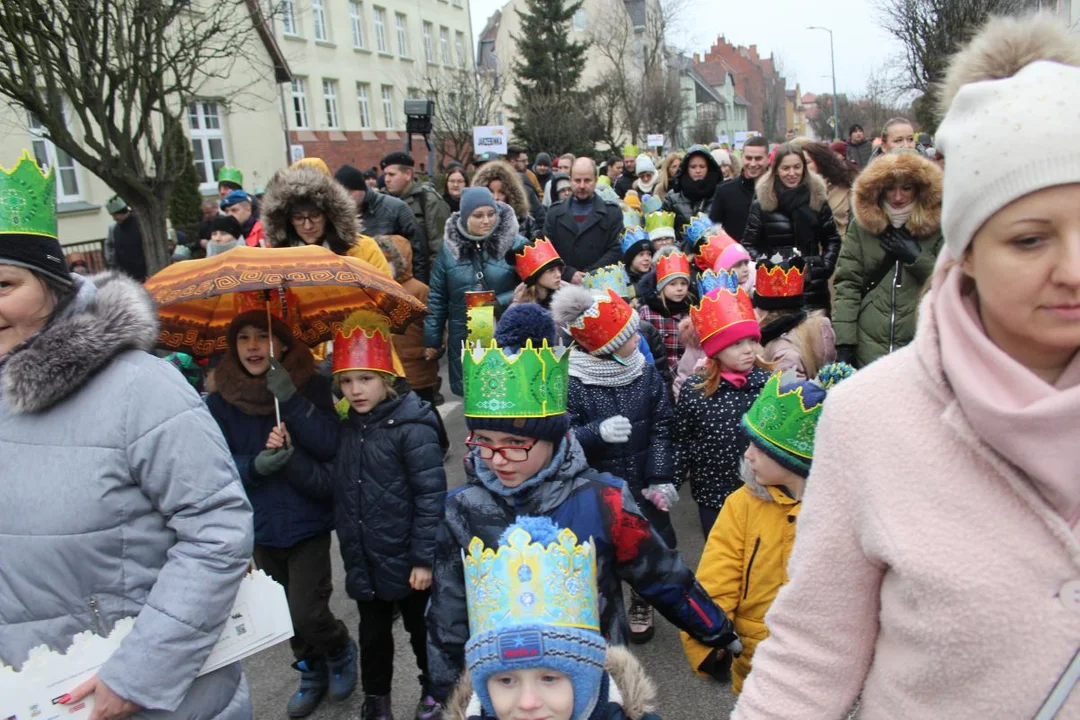 Orszak Trzech Króli i 12. Jarocinskie Kolędowanie w Jarocinie