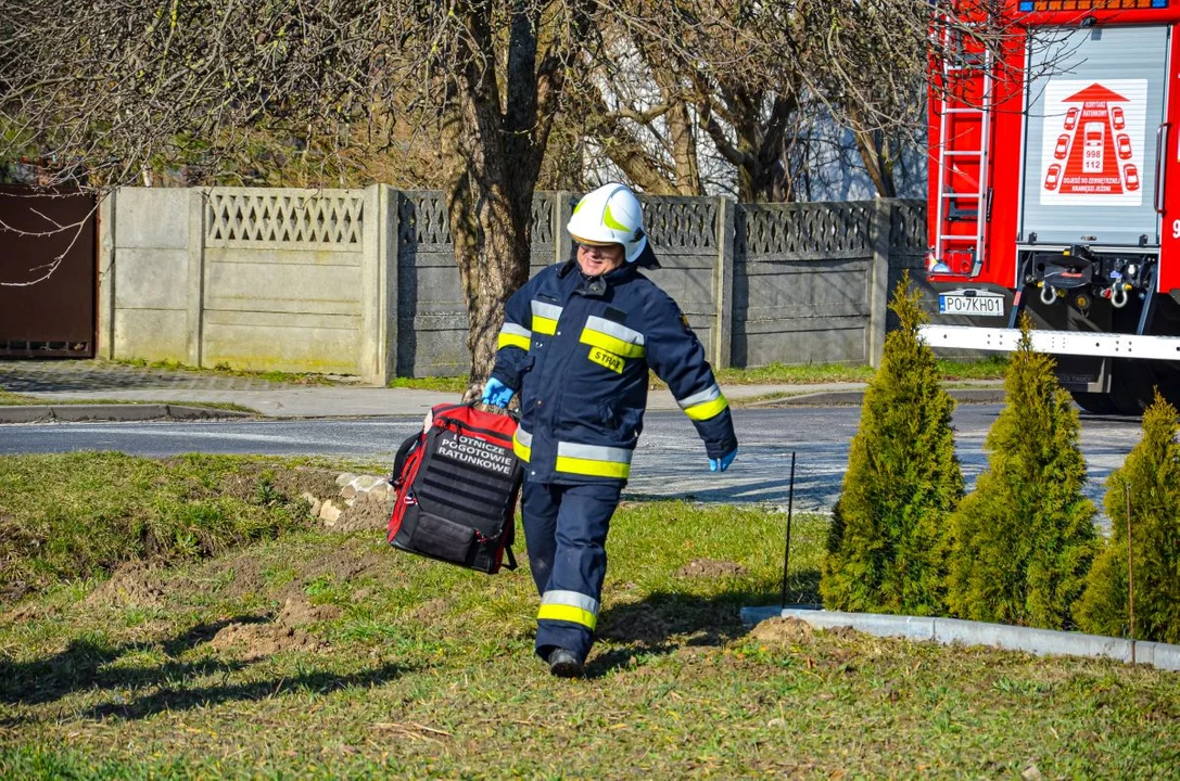 Nie żyją dwie osoby. Wspólna akcja LPR-u, pogotowia i straży pożarnej w gminie Jaraczewo - Zdjęcie główne