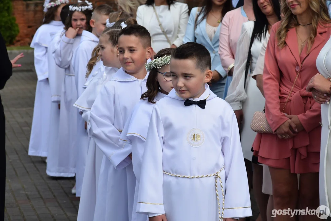 Pierwsza Komunia Św. w parafii św. Jadwigi w Pępowie