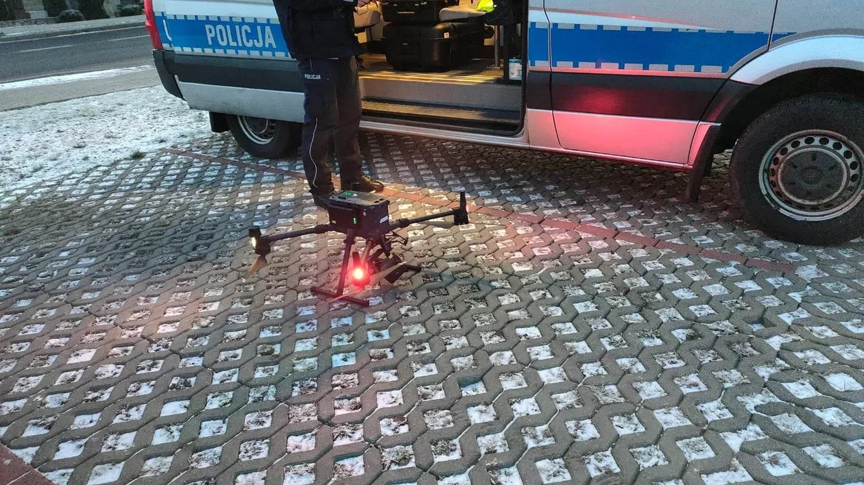Akcja jarocińskiej policji z … powietrza. Policyjny dron ujawnił kilkanaście wykroczeń - Zdjęcie główne