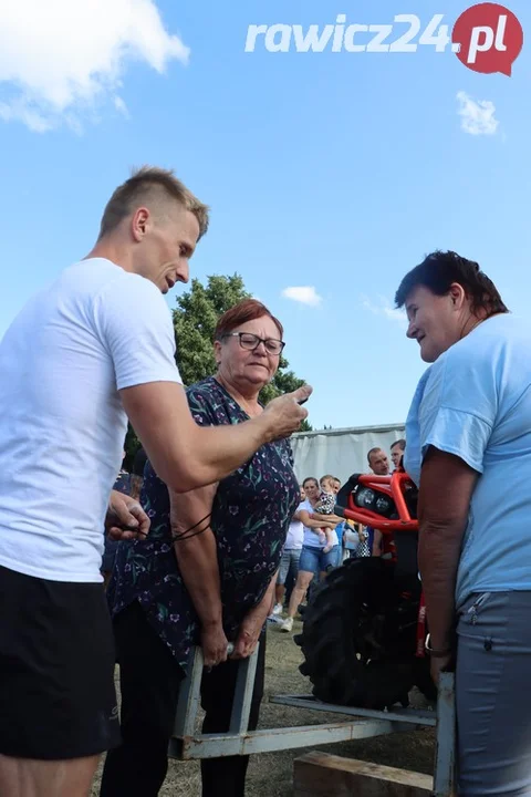 Charytatywny piknik sportowy w Szkaradowie