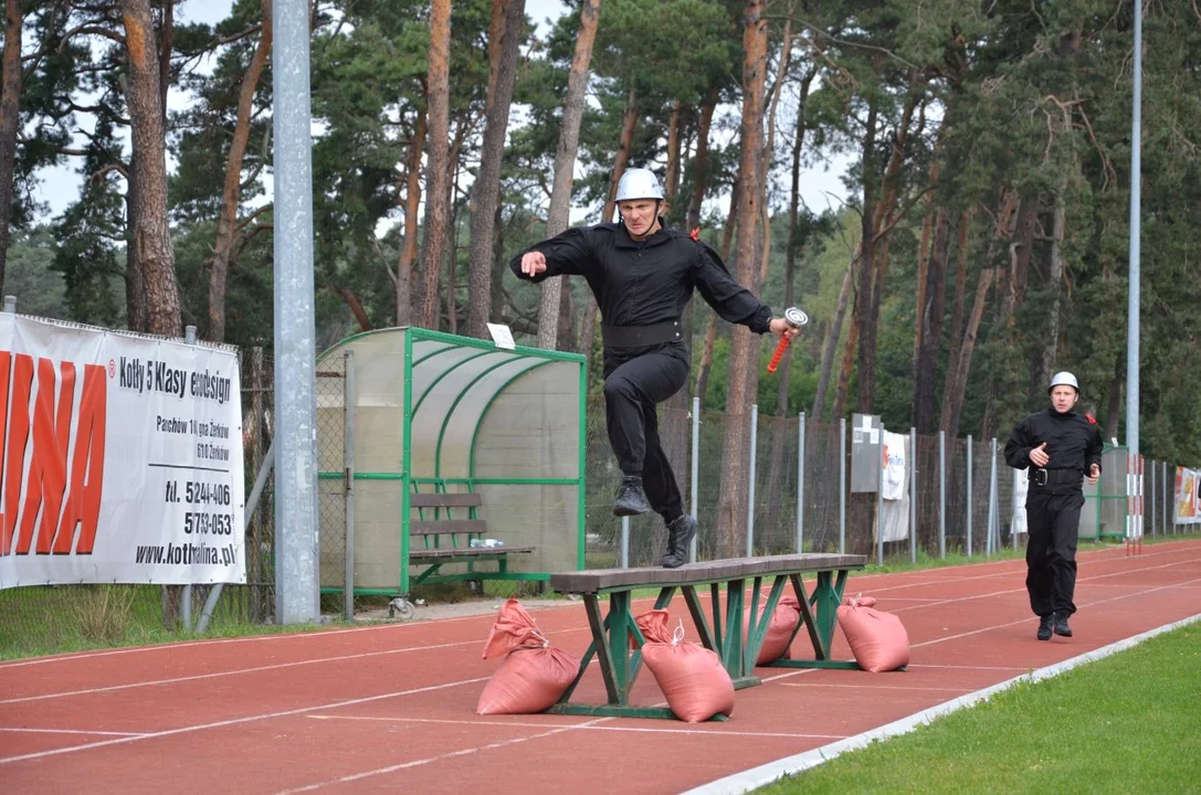 Zacięta rywalizacja na powiatowych zawodach sportowo-pożarniczych w Żerkowie [ZDJĘCIA] - Zdjęcie główne