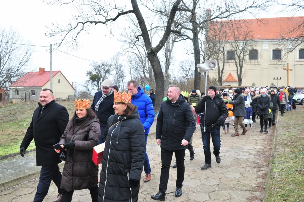 Orszak Trzech Króli w Żerkowie 2024 zdjęcia