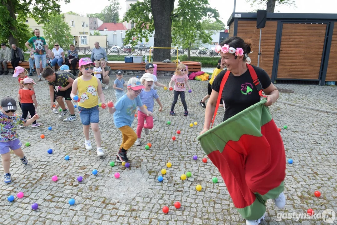 Festyn rodzinny w Krobi z okazji Dnia Flagi i 20-lecia wejścia Polski do Unii Europejskiej