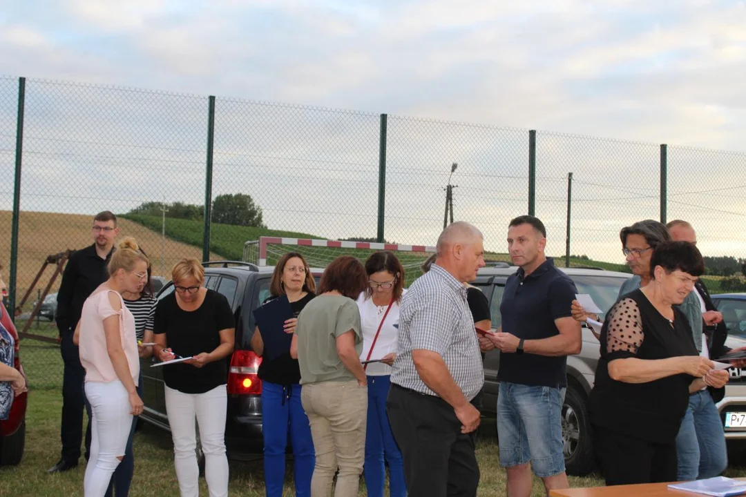 Po trzech tygodniach chciano odwołać sołtyskę Brzóstkowa. Zaskakujący wynik zebrania wiejskiego