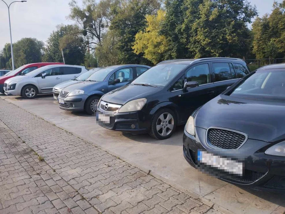 Parking przy ulicy św. Ducha w Jarocinie