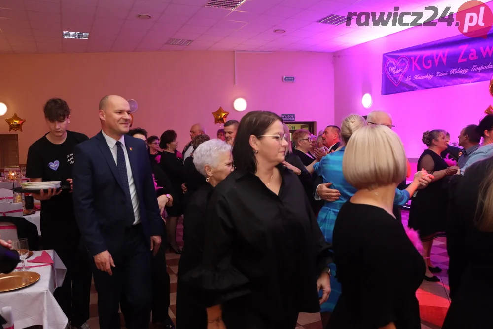 Świętowało KGW Fajne Babki Zawady