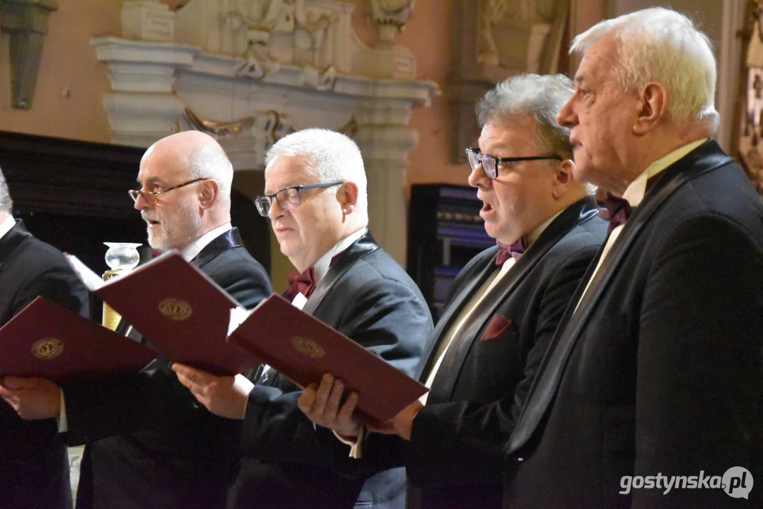 Chór Słowiki 60 - koncert kolęd w kościele na Zdzieżu w Borku Wlkp.