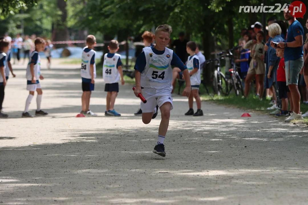 Sztafety szkolne w ramach 24h Rawickiego Festiwalu Sportu