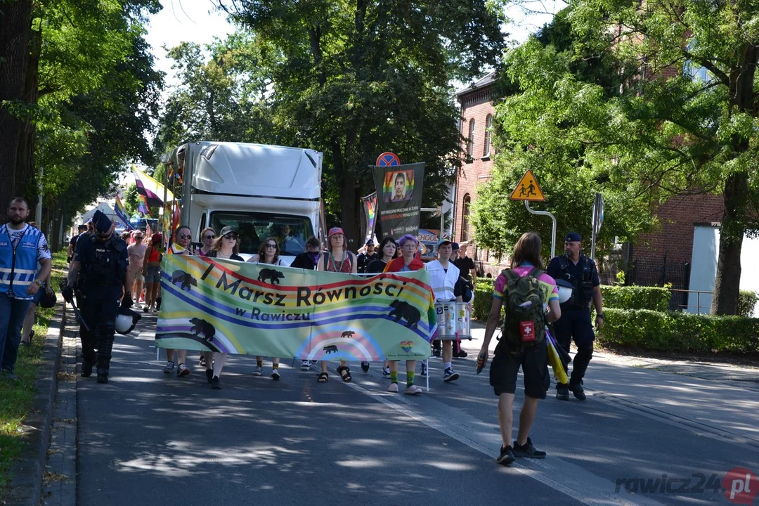 Marsz Równości i kontrmanifestacje w Rawiczu