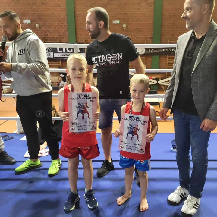 Udany występ zawodników Muay Thai Jarocin na lidze Knockout_art we Wronkach.