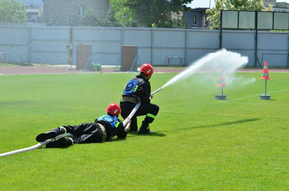 Drużyny z OSP Cielcza bezkonkurencyjne podczas gminnych zawodów w Jarocinie