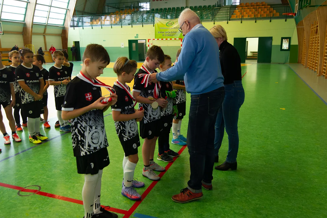 Akademia Talentów i Biały Orzeł na Sportowych Mikołajkach