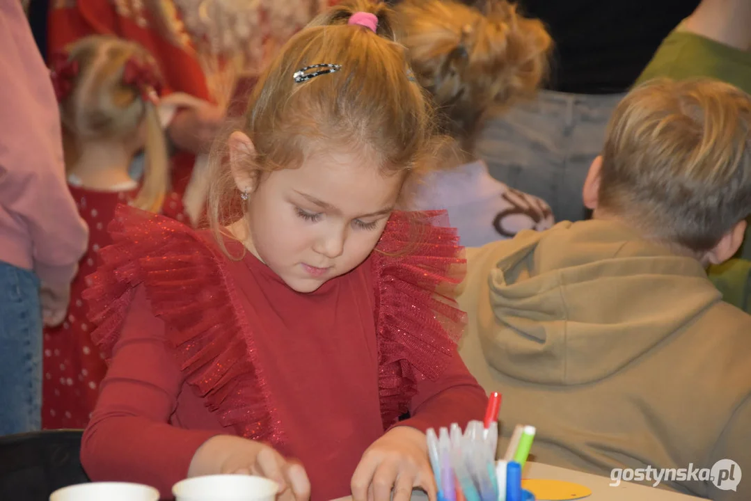 Niedziela w bibliotece w Gostyniu w świątecznym klimacie