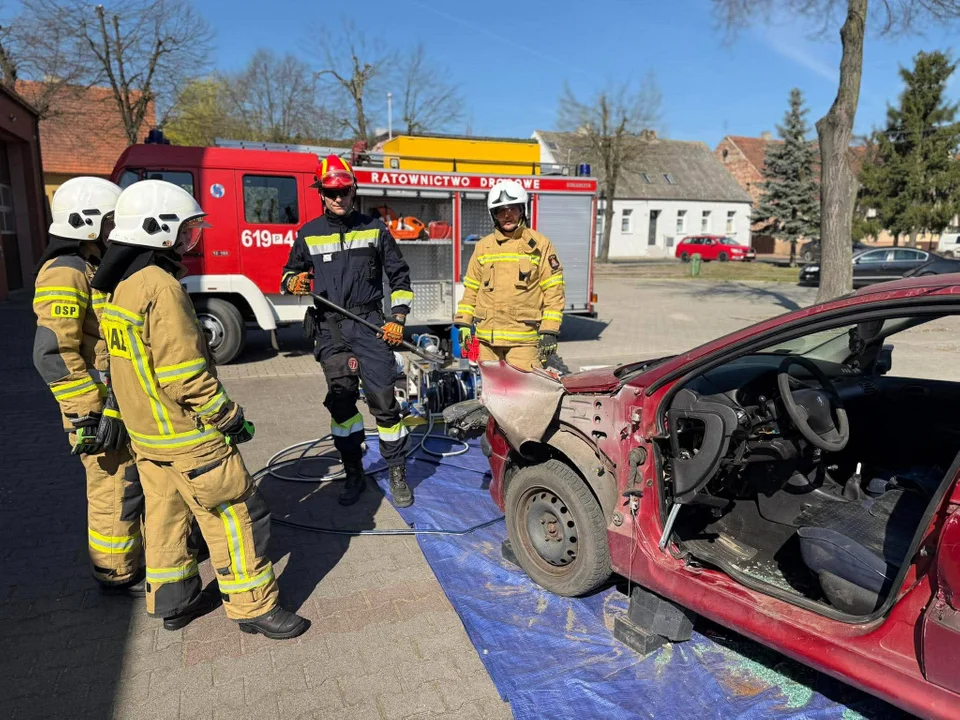 Sekundy, które decydują o życiu. Strażacy zmierzyli się z czarnym scenariuszem