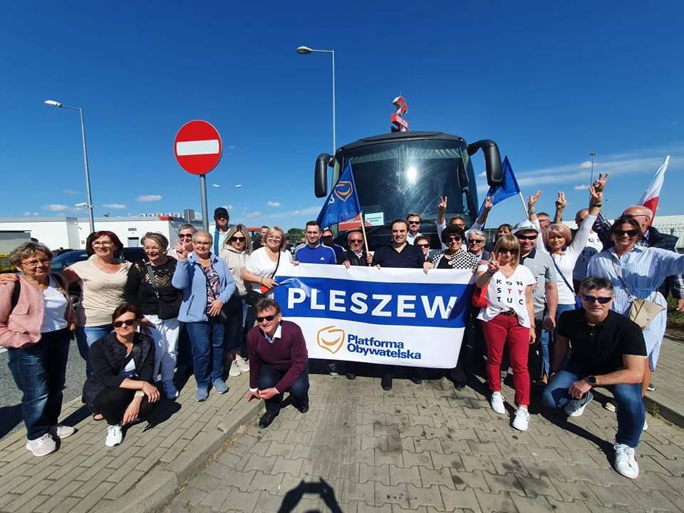 Pleszewianie na Wielkim Marszu protestacyjnym w Warszawie