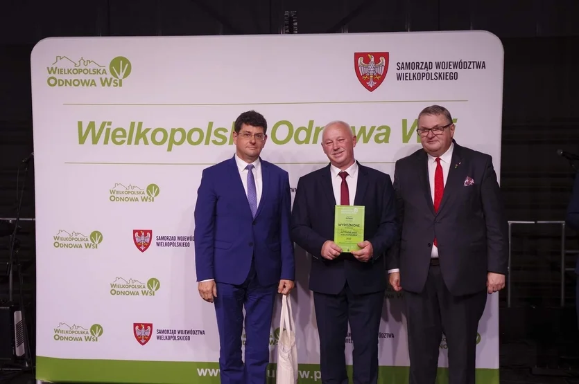Nagrody dla aktywnych sołectw z powiatu pleszewskiego