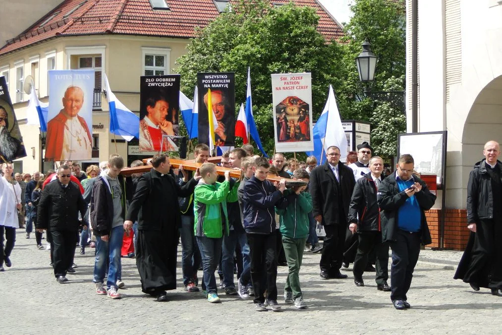 Symbole Światowych Dni Młodzieży w Jarocinie (2014)