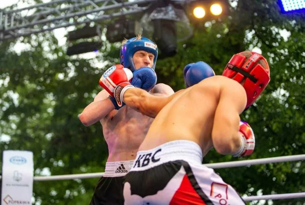 Filip Śronek z Krotoszyna zwyciężył w Kick-Boxing Competition