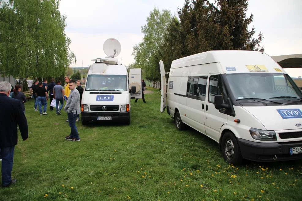 Protest przeciwko budowie ogromnej obowy w Kadziaku