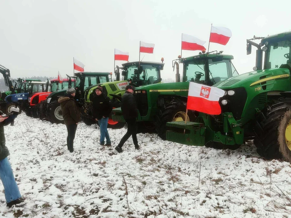 Jarocińscy rolnicy jadą na blokadę drogi do Gołuchowa