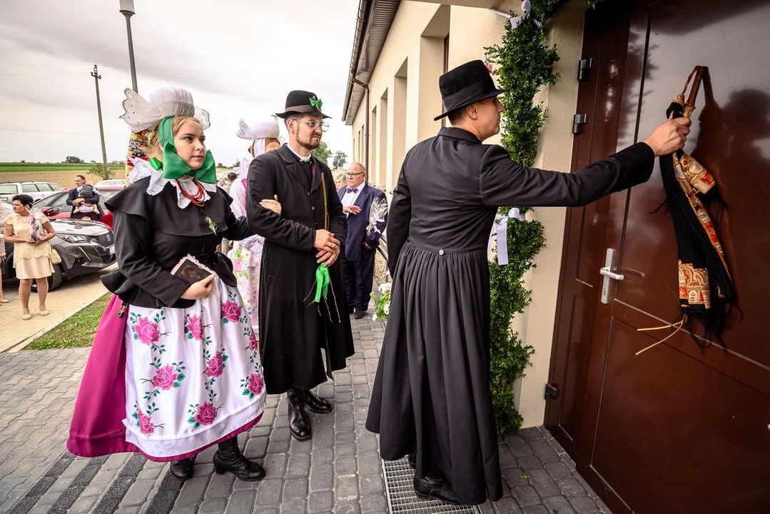 Wesele biskupiańskie Michała i Marty Chudych w Sikorzynie