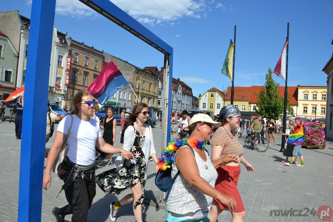 Marsz Równości i kontrmanifestacje w Rawiczu