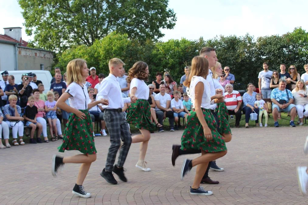 Po dwóch latach przerwy OSP z Dobieszczyzny zorganizowało dożynki