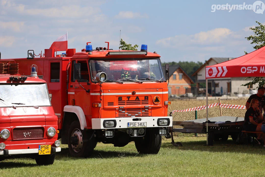 Strażacki Piknik Historyczny w Dzięczynie