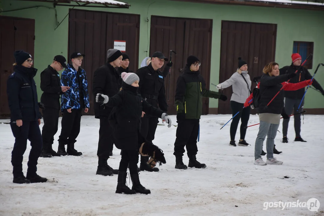 Mikołajkowy Charytatywny Marsz Nordic Walking „Idziemy dla Julki”