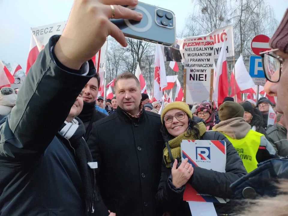 Pleszewianie na "Marszu Wolnych Polaków" w Warszawie