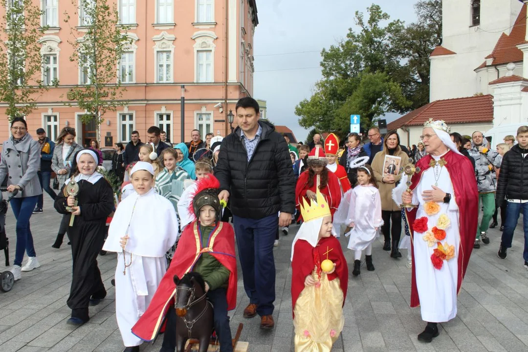 Marsz Wszystkich Świętych w parafii św. Marcina w Jarocinie