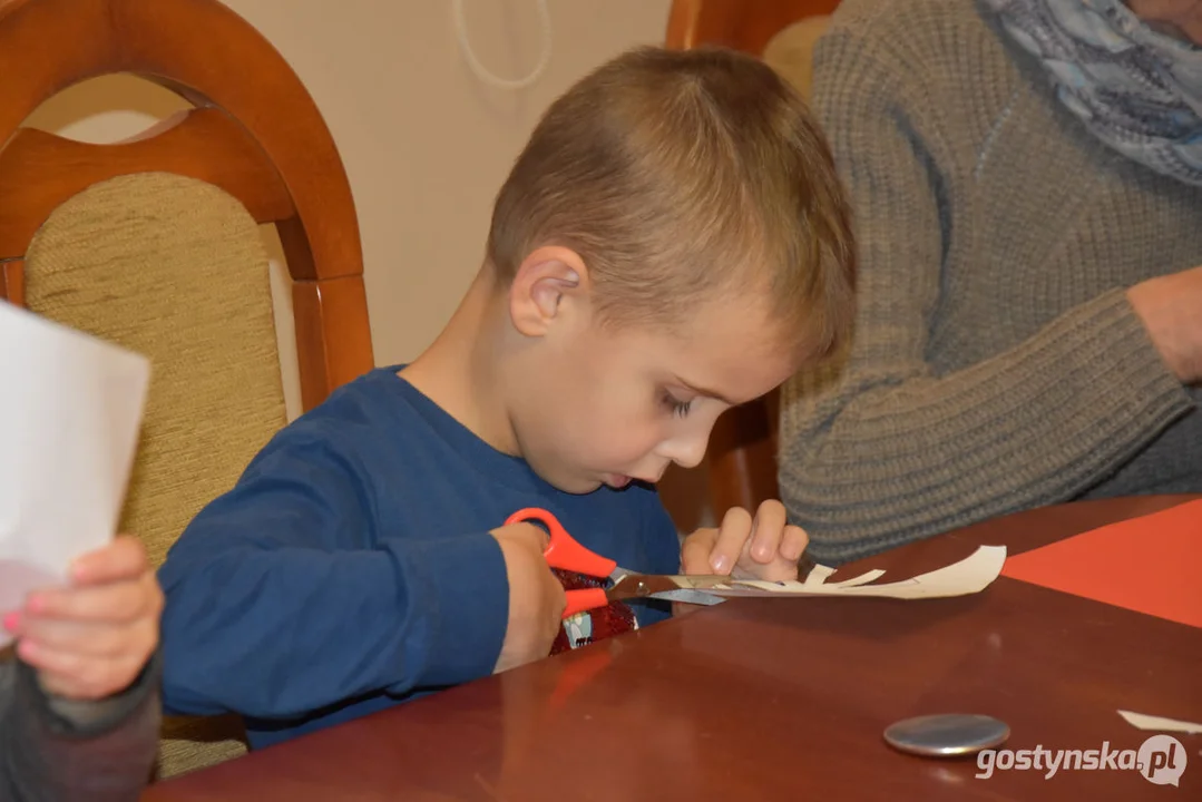 Międzypokoleniowe warsztaty kotylionowe w Borku Wlkp.