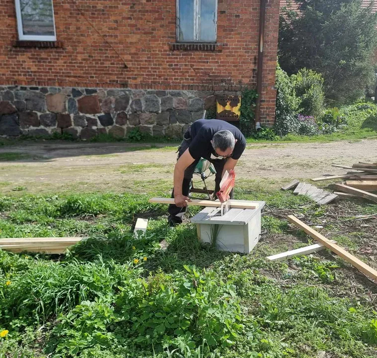 Budowa stolarni oraz warsztaty budowniczego dud w Domachowie