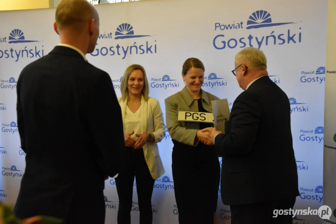 Powiat gostyński. Rozstrzygnięcie Powiatowego Programu Grantów Społecznych - PGS 2024.