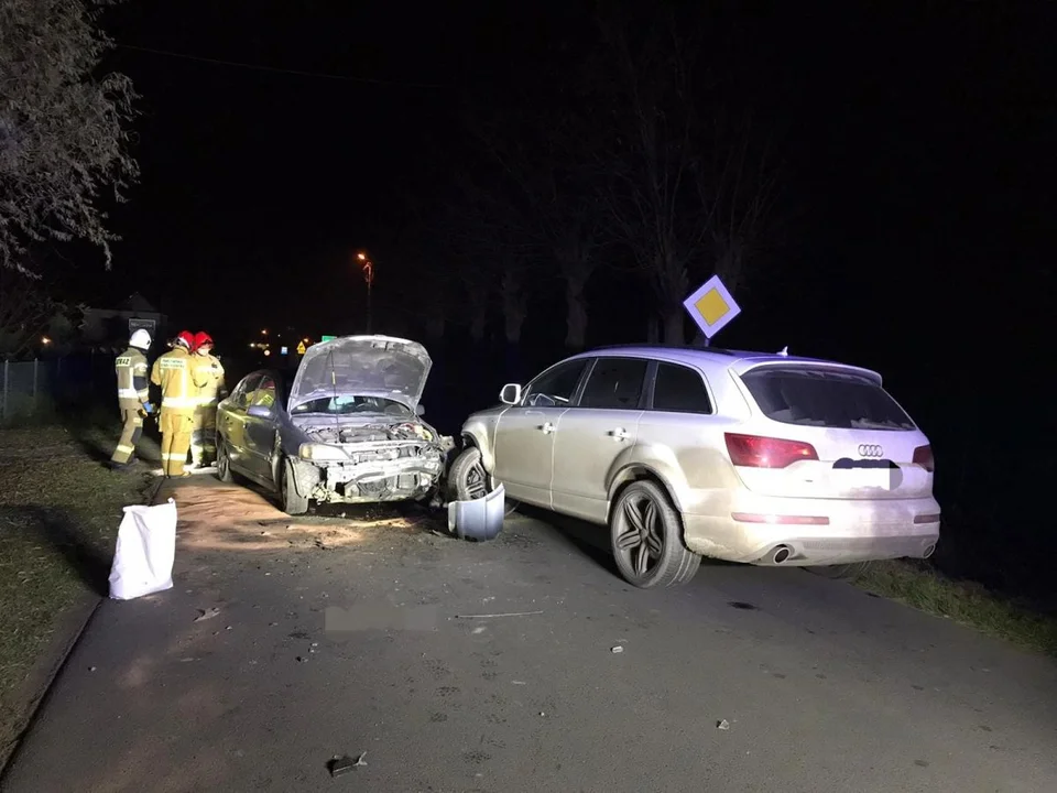 Pijany jechał oplem. W Mieszkowie doprowadził do czołowego zderzenia [ZDJĘCIA] - Zdjęcie główne