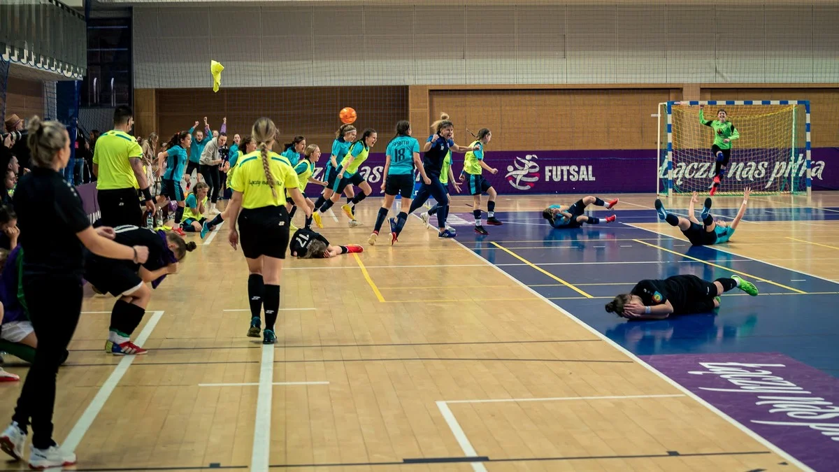 Młodzieżowe Mistrzostwa Polski w futsalu U-15 w Poznaniu. Zwycięstwo Sparty Miejska Górka