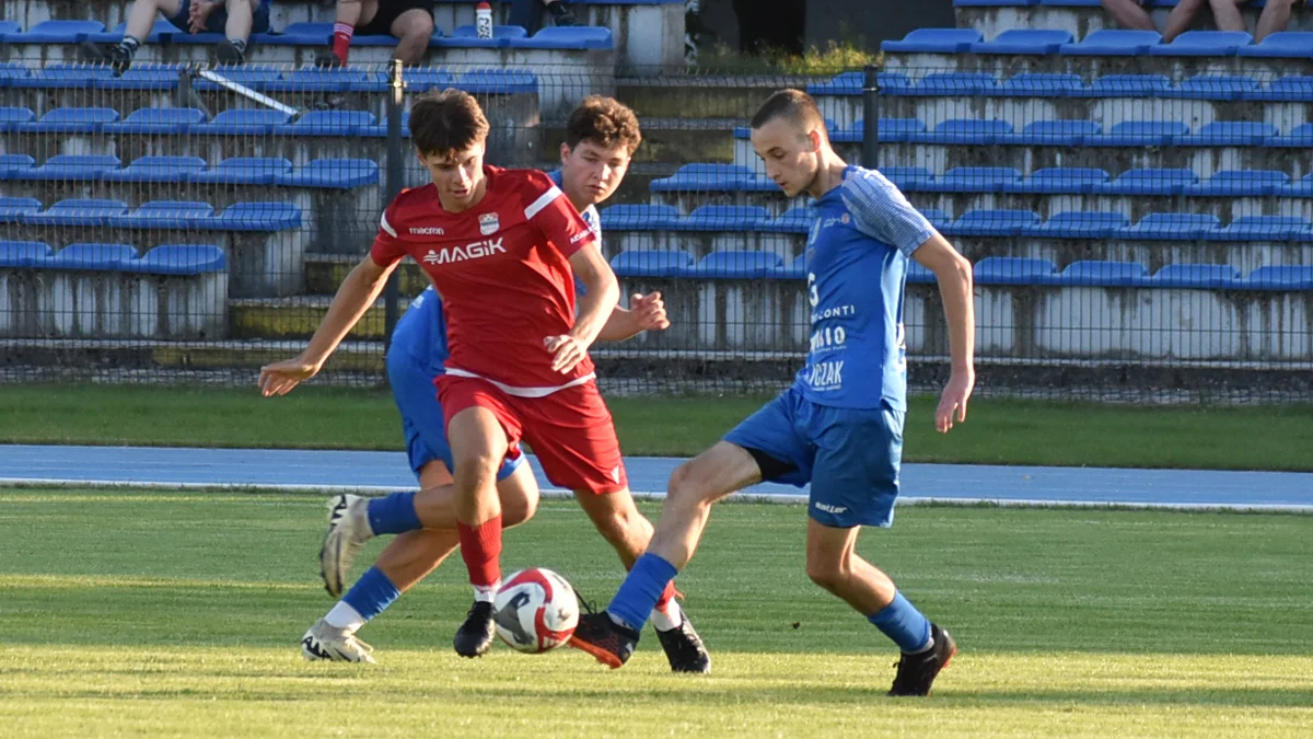 Kania Gostyń - Obra Kościan 2 : 3