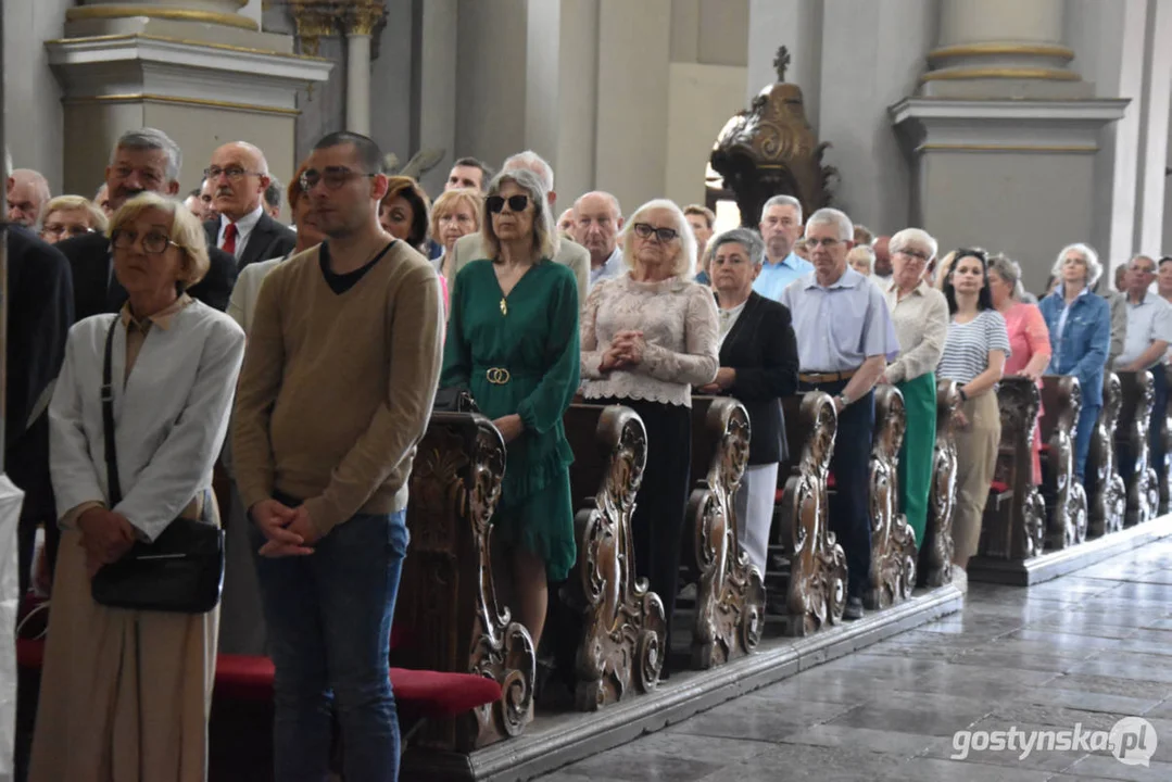 Pielgrzymka strażaków i rodzin strażackich na Świętą Górę. Zielone Świątki 2024 w powiecie gostyńskim