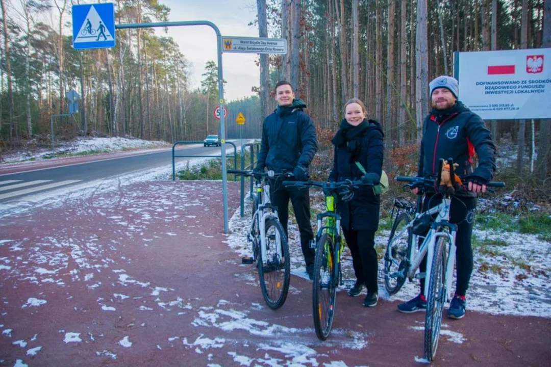 Julie Erch Petersen i Andreas Markussen objechali świat na rowerach. Przybyli także do Jarocina