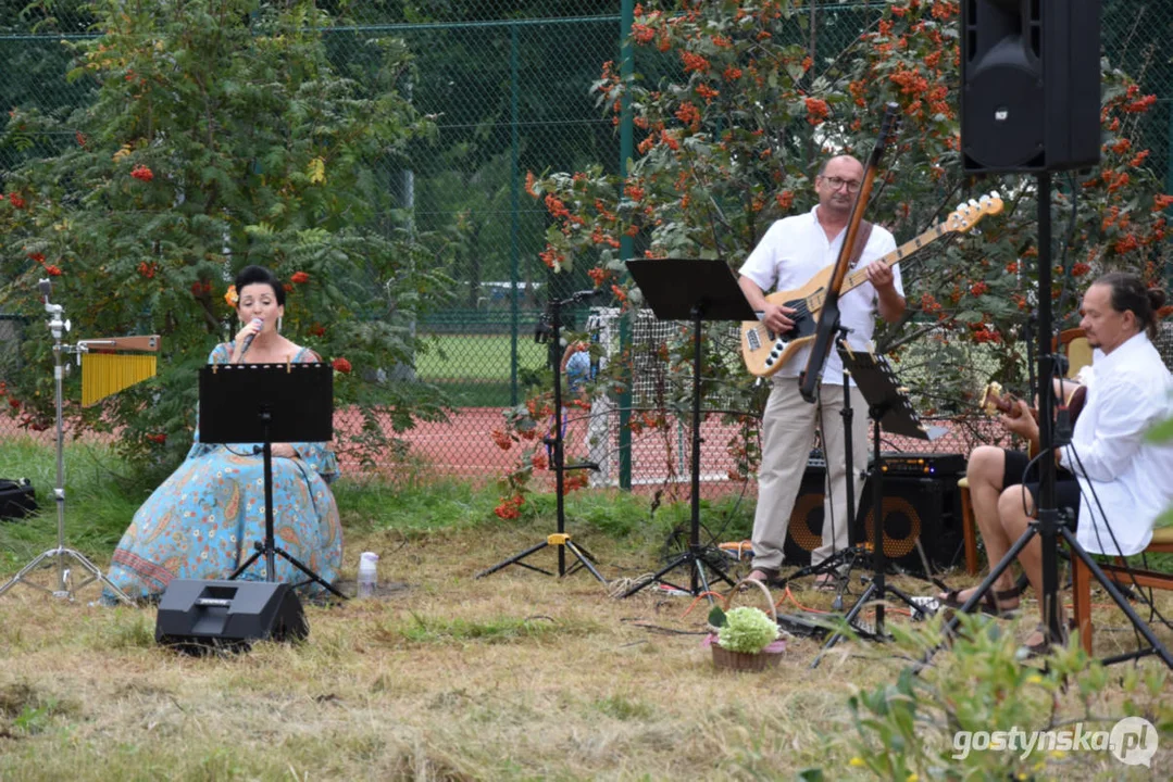 W harmonii z przyrodą - koncert w sadzie w Borku Wlkp.