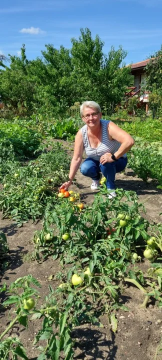 Urszula Strzelczyk z Jarocina. Pocztowiec, która spełnia się w ogrodzie