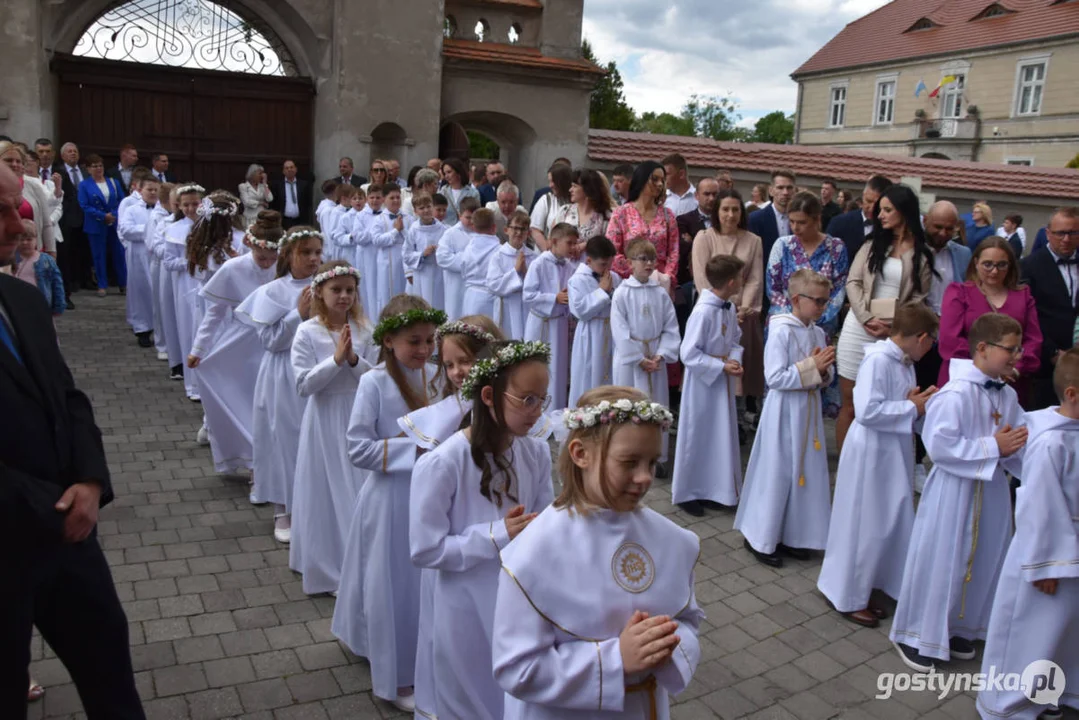 I Komunia Święta w parafii Pocieszenia NMP w Borku Wlkp.