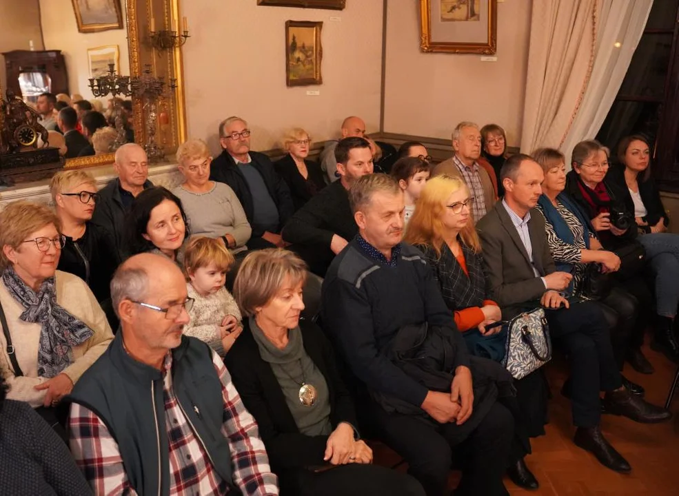 Muzycznie i patriotycznie w Muzeum Leśnictwa w Gołuchowie - Zdjęcie główne