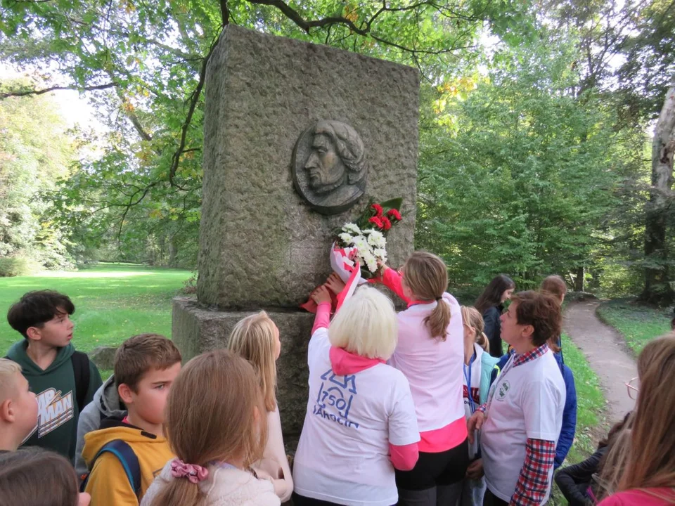 60. Ogólnopolski Rajd Mickiewiczowski do Śmiełowa. PTTK Jarocin