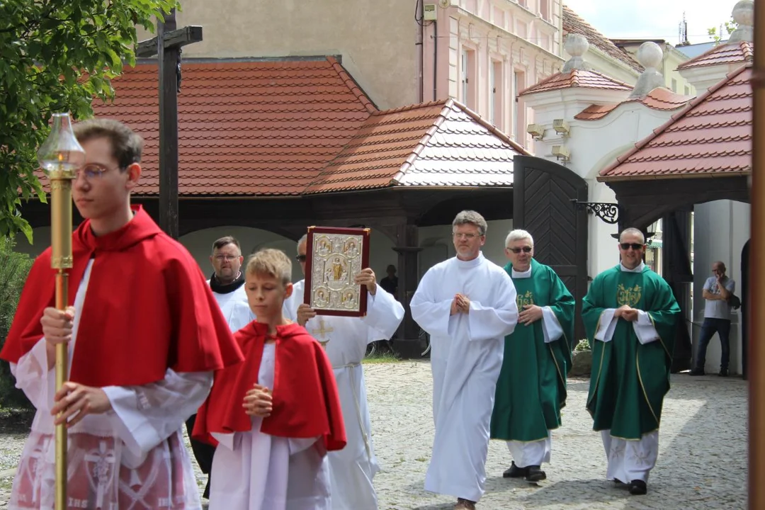 Pożegnanie kapłanów w parafii św. Marcina w Jarocinie