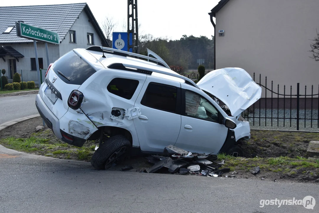 Zderzenie dwóch samochodów w Skoraszewicach (gm. Pępowo)