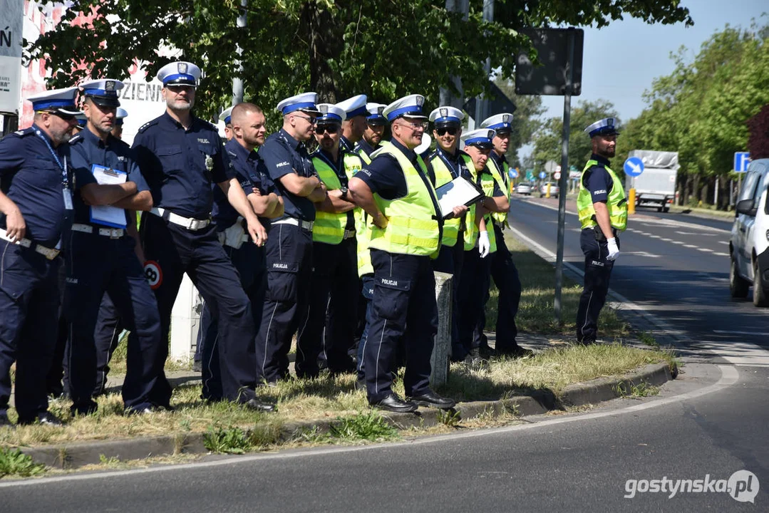 34. Konkurs "Policjant ruchu drogowego 2024” w Gostyniu. Dzień drugi - ręczna regulacja ruchem